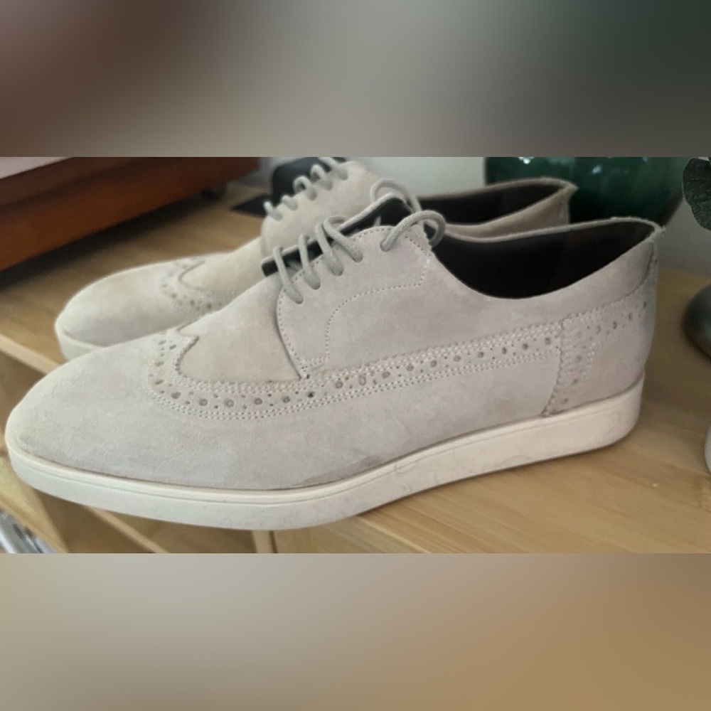 Joseph Abboud Enea Taupe Suede Wingtip Oxfords Mens Shoes Size 7 NIB - Picture 2 of 7